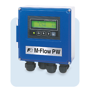 compact, lightweight liquid flow meter