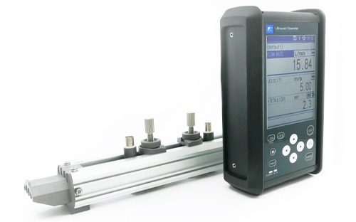 on-site demonstration of portable ultrasonic flow meter
