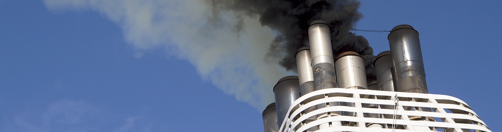 analyzing exhaust gases from the ship's pipes