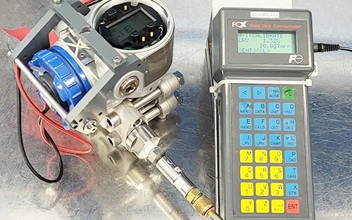 connexion du calibrateur de pression et du communicateur hart