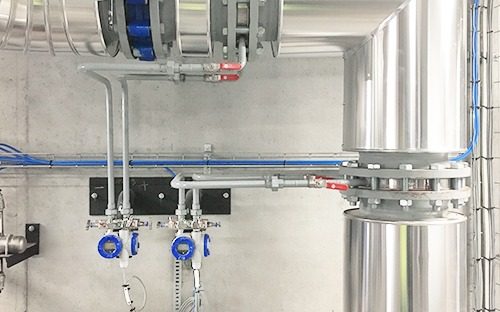 pressure transmitters on piping networks in industrial environments