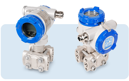 Dos transmisores de presión industriales con carcasa azul presentados desde dos ángulos para la medición de la presión del hidrógeno H2.