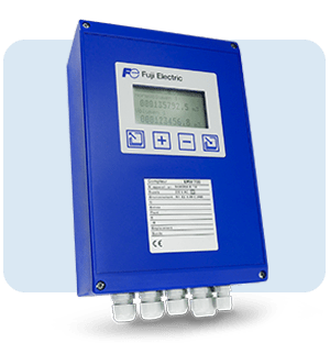 Wärmemengenzähler von Fuji Electric mit Digitalanzeige und blauem Gehäuse für industrielle Anwendungen