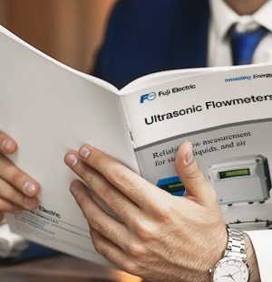 Catalogue Fuji Electric consacré aux débitmètres à ultrasons pour la mesure de débit des liquides et des gaz